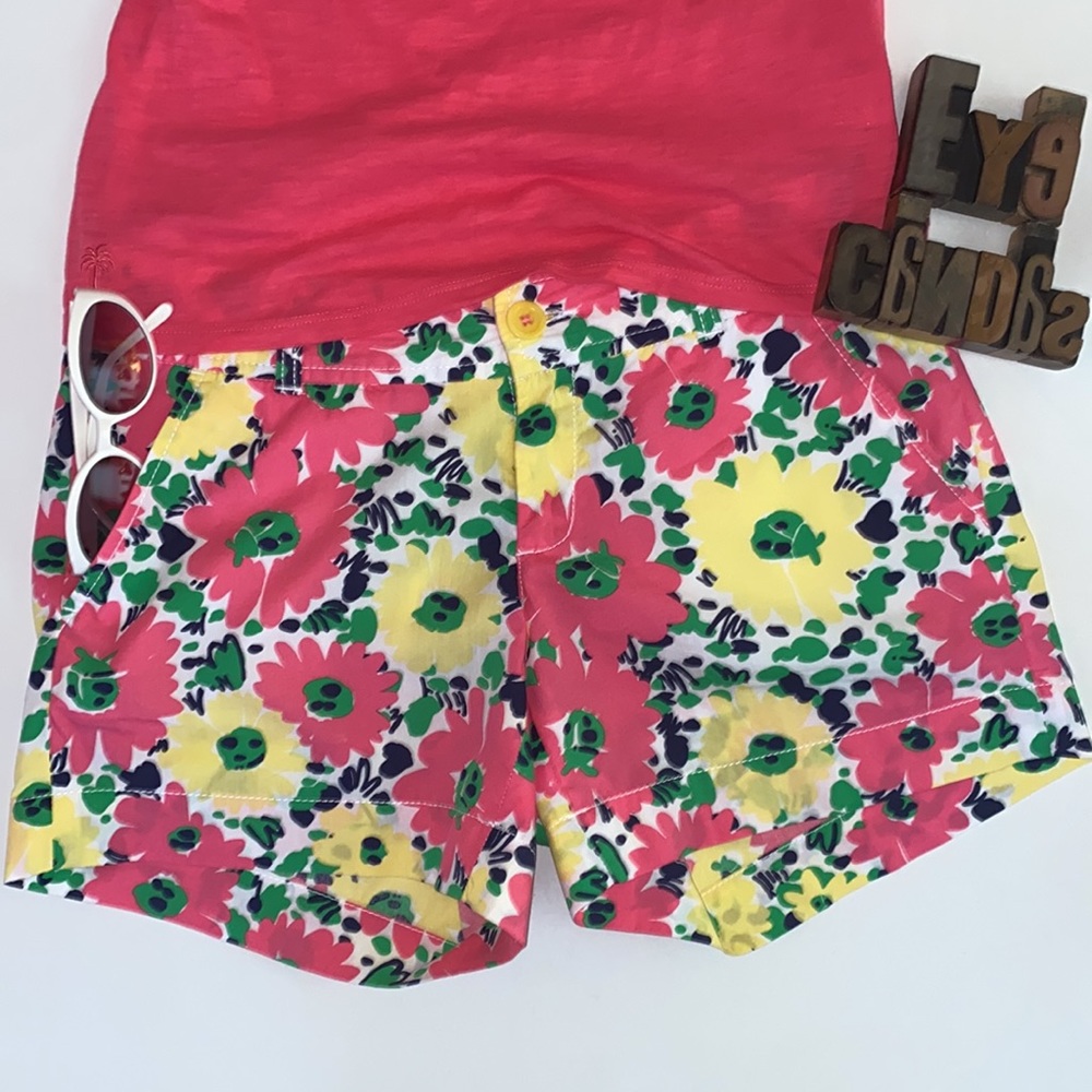 🌴LILLY PULITZER ‘The Callahan Short’ in Doodle Bug Daisy Print